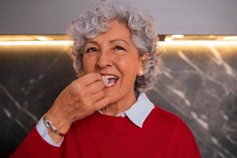 Partial Dentures for Front Teeth: Aesthetic Options That Look Natural