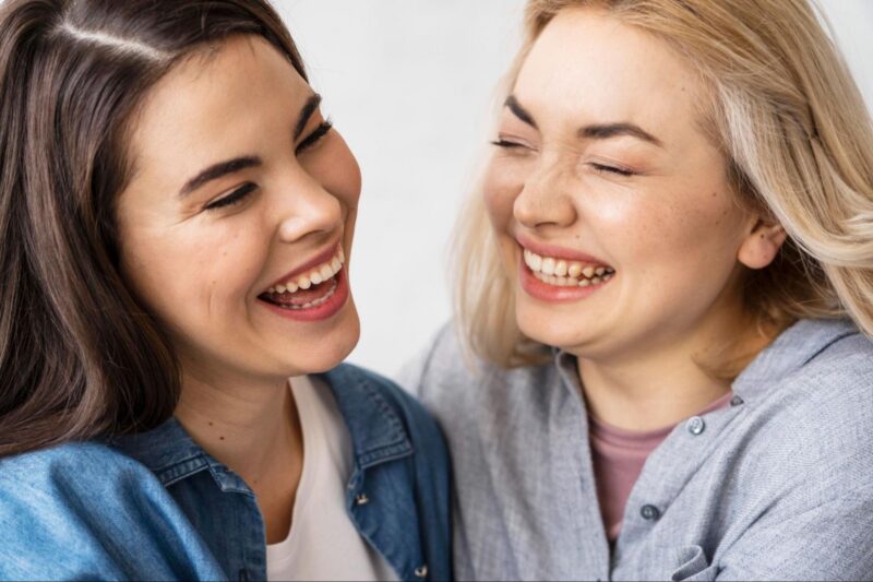 How to Maintain Healthy Teeth Between Dental Visits