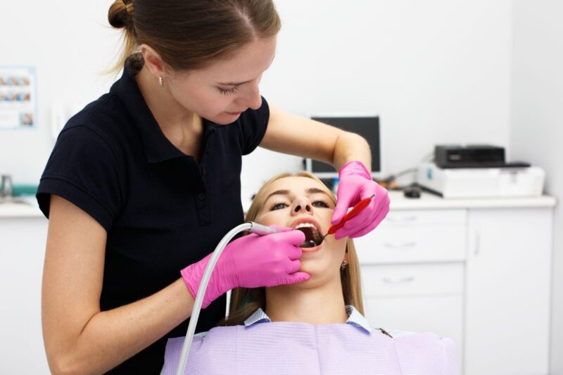 Professional Dental Cleaning vs Brushing at Home: Why You Still Need a Clean